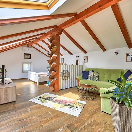 House Maksmilian 1708 Ferienhaus *